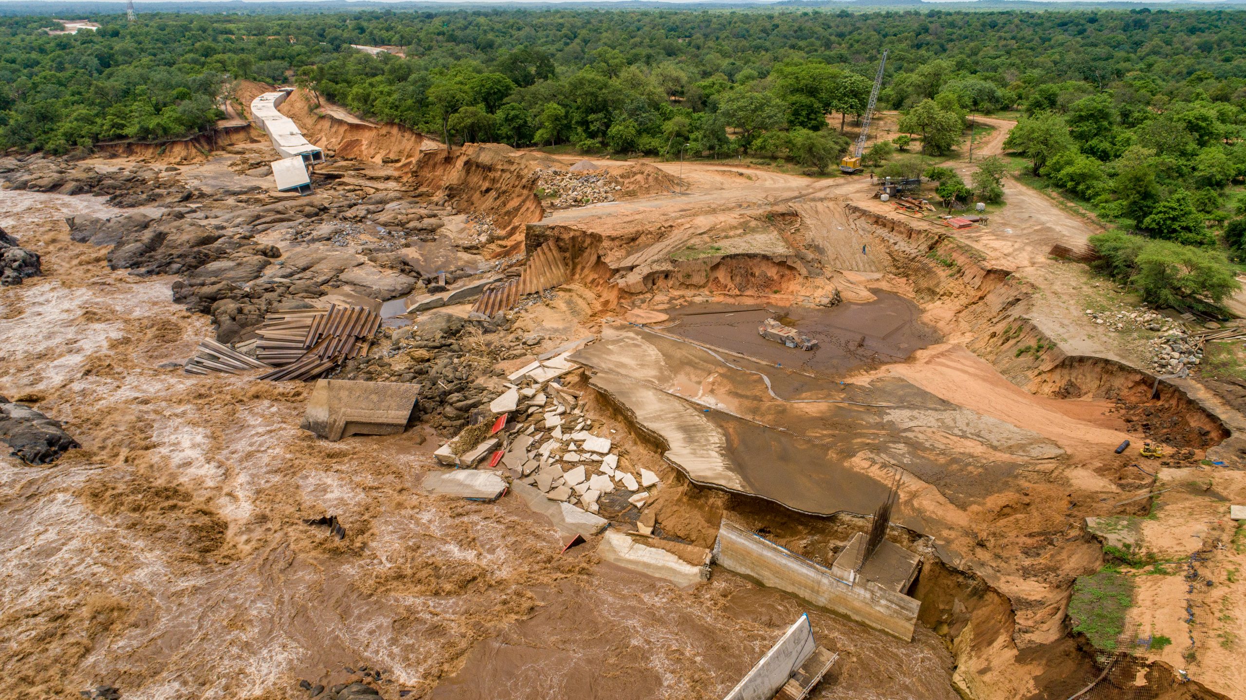 An aerial view of the damaged cofferdam of the Shire Valley Transformation Programs (SVTIP) irrigation intake